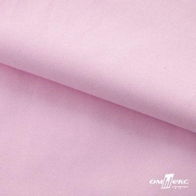 Ткань сорочечная Альто, 115 г/м2, 58% пэ,42% хл, окрашенный, шир.150 см, цв. 2-розовый (арт.101) - купить в Красноярске. Цена 306.69 руб.